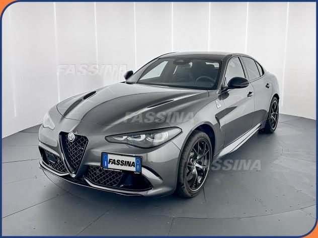 Alfa Romeo Giulia Giulia 2.9 V6 Bi-Turbo AT8 Quadrifoglio 520CV - Foto 3