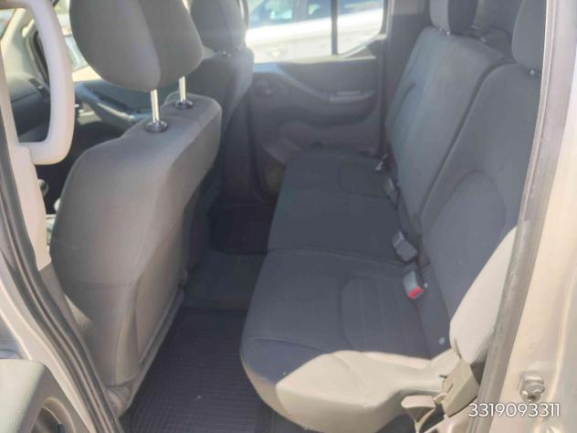 Nissan Navara 2.5 dCi - Foto 4