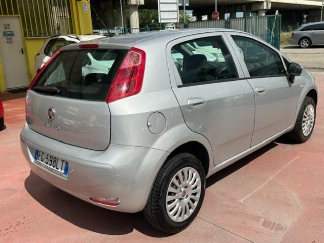Fiat Punto 1.4 8V 5 porte Natural Power Lounge - Foto 4