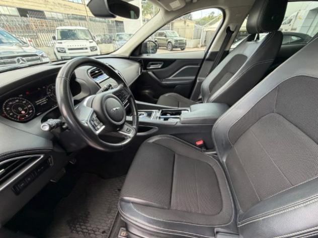 JAGUAR F-Pace 2.0 D 180 CV AWD aut. R-Sport rif. 23718822 - Foto 8