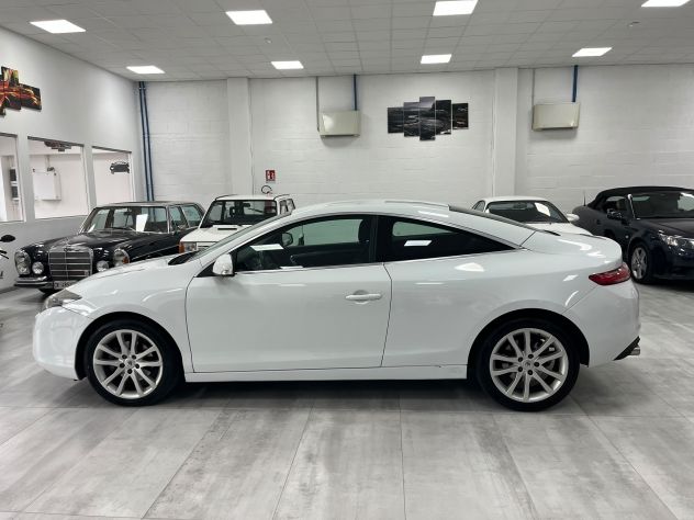 Renault Laguna Coupe 2.0 dci 150cv - Foto 8