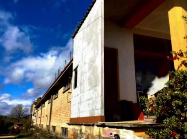 Immobile in asta di 693 m² con più di 5 locali in vendita a Castel Sant'Elia - Foto 2