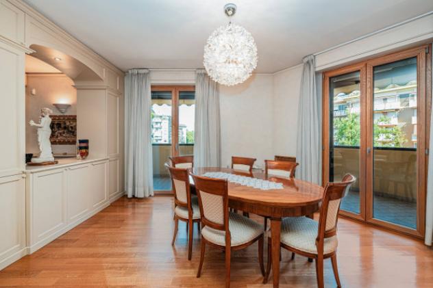 Appartamento di 200 m² con 5 locali e box auto in vendita a Milano - Foto 8