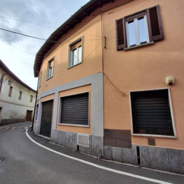 Immobile di 112 m² con 2 locali in vendita a Gazzada Schianno - Foto 17