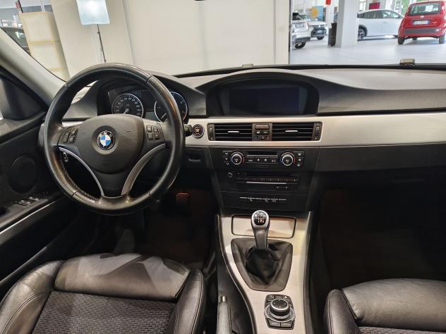 BMW Serie 3 320d CAT Touring xdrive Attiva*4x4* - Foto 4