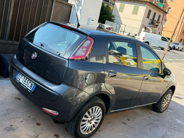 Fiat Punto Evo 1.4 5 porte Emotion Natural Power - Foto 3