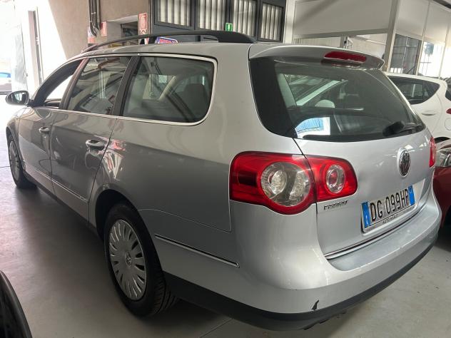 Volkswagen Passat 1.9 TDI/105CV Var. Comfortline adatta a neopatentati - Foto 4
