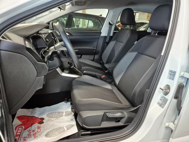 Volkswagen Taigo 1.0 TSI 110 CV DSG - Foto 6