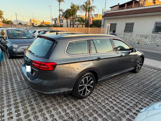 Volkswagen Passat Variant 2.0 TDI Highline BlueMotion Technology-08/2016 - Foto 8