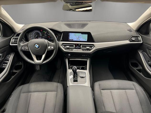 BMW Serie 3 320d Touring ADVANTAGE AUT. NAVI BI-ZONA - Foto 6