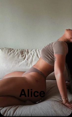 PAUSA DI PIACERE E RELAX .. SIAMO GIOVANI ITALIANE - Foto 5 Tel:3519492381