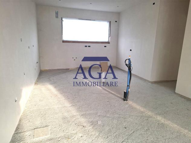 VILLA di 5 vani e di 200 mq (PAESE) rif. CR80_6 - Foto 8
