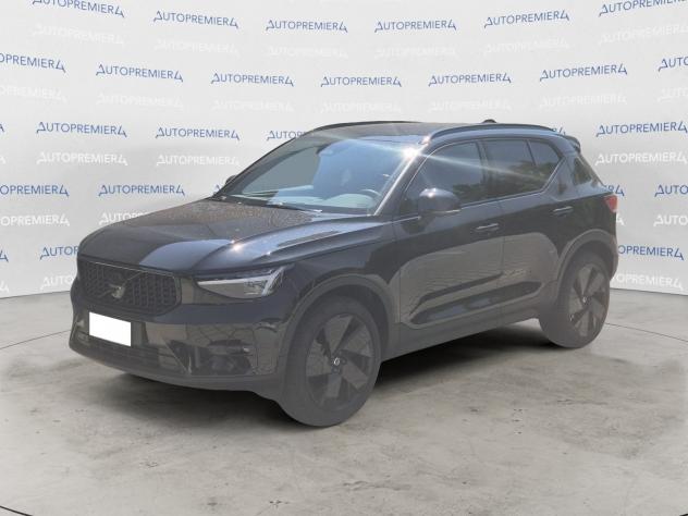 Volvo XC40 B3 automatico Plus Black Edition AUTOCARRO N1