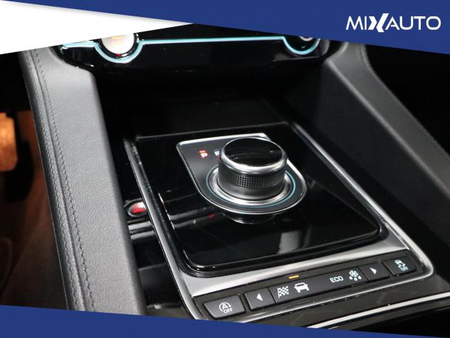 Jaguar F-Pace 2.0D I4 Pure AWD 180CV Auto - Foto 14