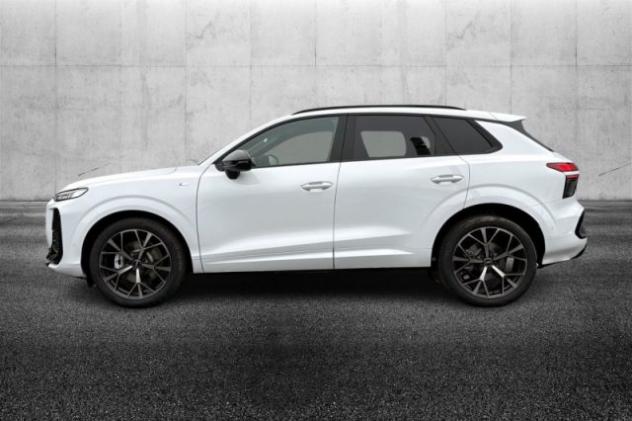 AUDI Q3 TDI 110 kW S tronic S Line edition rif. 24049436 - Foto 5