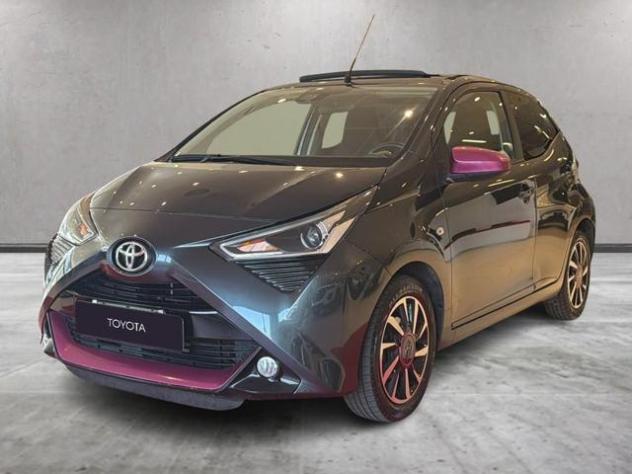 TOYOTA Aygo Connect 1.0 VVT-i 72 CV 5 porte x-wave rif. 24062942