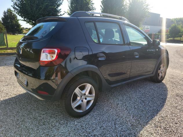 Dacia Sandero 900 TCe 12V 90CV Laurte - Foto 5