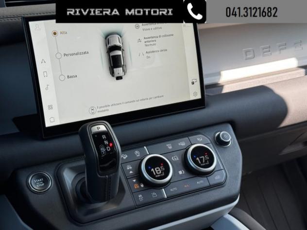 LAND ROVER Defender 110 3.0D I6 200 CV AWD Auto S rif. 23977192 - Foto 8