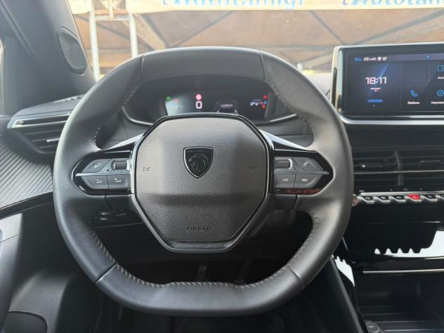 Peugeot 2008 PureTech 100 Allure S/S - Foto 8