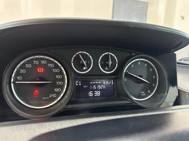 Lancia Ypsilon 1.2 69 CV 5 porte S&S Platinum - Foto 9