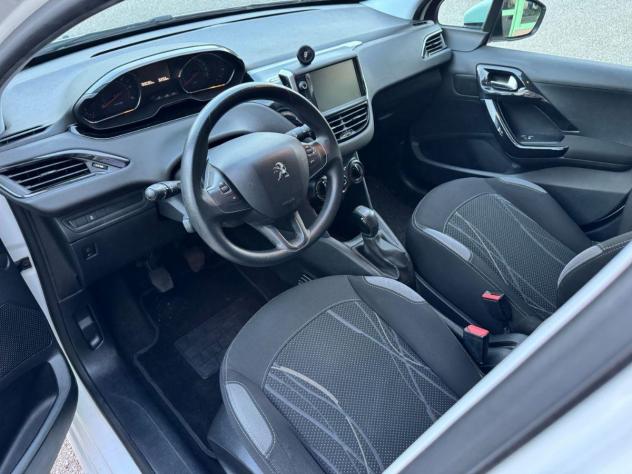 PEUGEOT - 208 - 1.4 HDi 68 CV 5p. Active - Foto 8