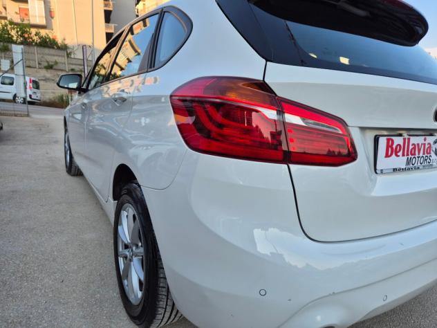 Bmw Active Tourer 218d 150cv Business - Foto 8