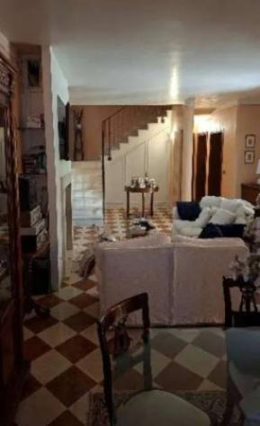 Immobile in asta di 298 m² con più di 5 locali e box auto in vendita a Polverara - Foto 8