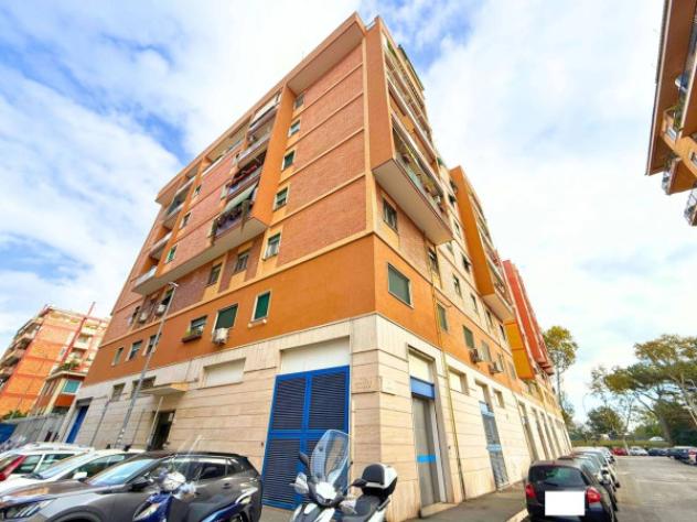 Immobile in asta di 68 m² in vendita a Roma - Foto 2
