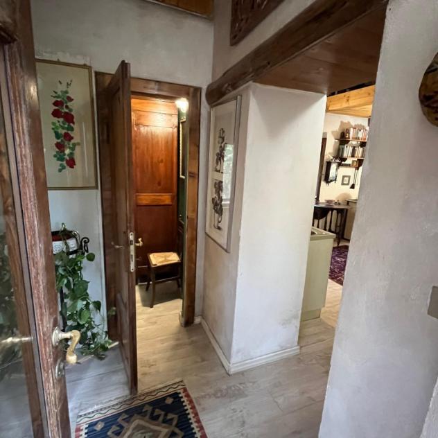 Nella frazione di Osteriola, nel comune di Proceno a pochissimi passi da San Giovanni delle Contee
vendiamo Immobile completamente ristrutturato libe - Foto 4