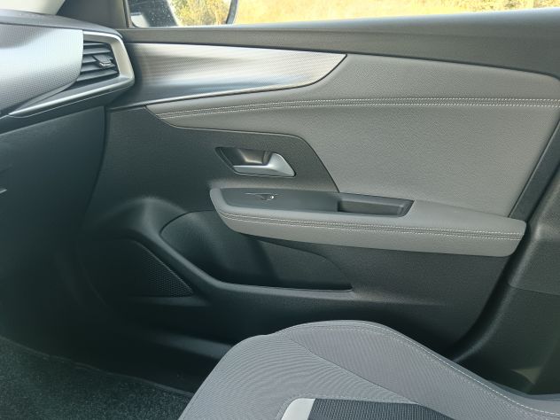 Opel Mokka Ultimate 1.2 T Benzina 100cv MT6 - Foto 8