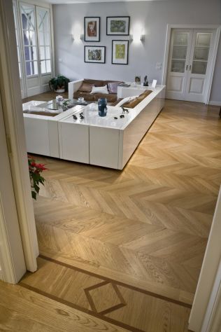 BILOCALE MM DE ANGELIS  CON BALCONE E ARIA CONDIZIONATA