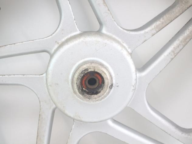 MALAGUTI CENTRO 160 10909108 CERCHIO RUOTA ANTERIORE 16X2.50 07 - 11 FRONT WHEEL SEGNI DI USURA - Foto 2