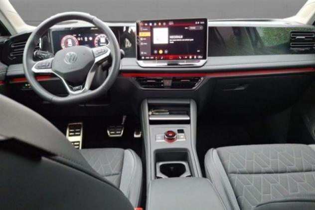 VOLKSWAGEN Tiguan 2.0 TDI 150 CV DSG Life rif. 23758027 - Foto 6