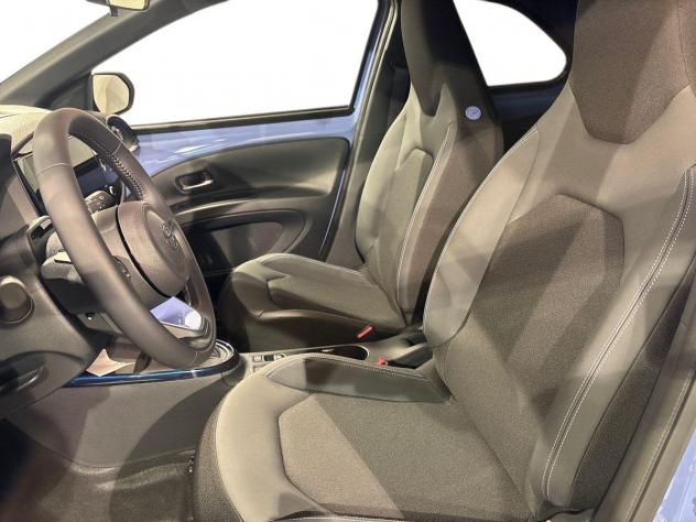 Toyota Aygo X Aygo X 1.5 Hybrid 115 CV 5 porte Premium - Foto 10