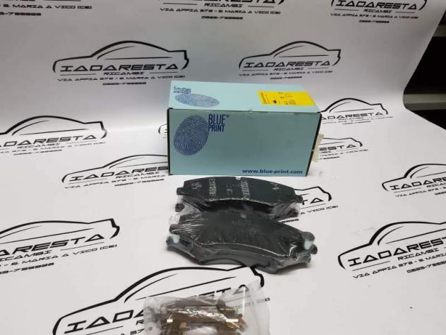 Kit pastiglie freno land rover discovery lr015578