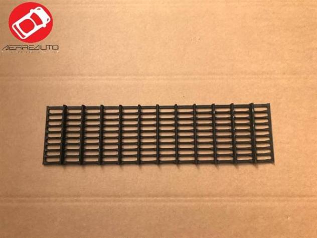 GRIGLIA SUPERIORE NERA PARAURTI SONIQUE