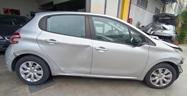 RICAMBI USATI AUTO PEUGEOT 208 Serie 8HP (DV4C), 8HR (DV4C) Diesel 1400 (1219)