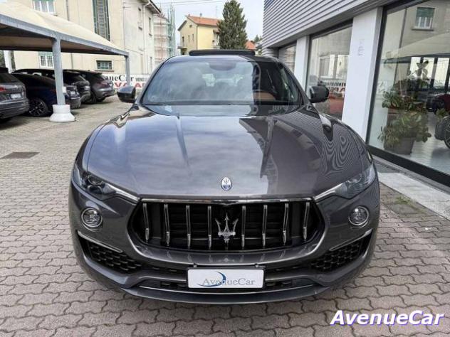 MASERATI Levante MHEV GT TETTO APRIBILE CERCHI 20'' IVA ESPOSTA rif. 23501125 - Foto 2