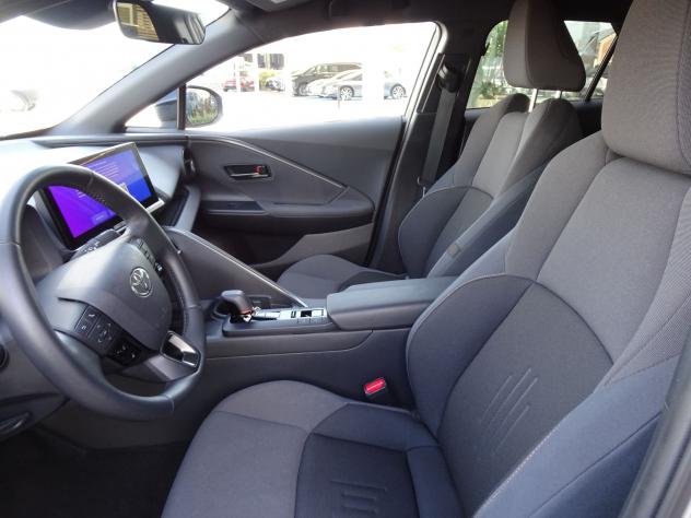 Toyota C-HR 2.0 PHEV Trend - Foto 8