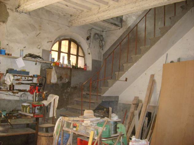 Magazzino in vendita a Buti 200 mq Rif: 546918