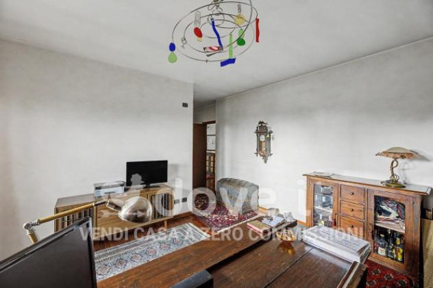 Attico / Mansarda di 180 m² con più di 5 locali e box auto doppio in vendita a Gazzada Schianno - Foto 19