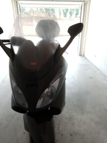 Vendo scooter Aprilia nero Atlantic 300 .4 tempi - Foto 5
