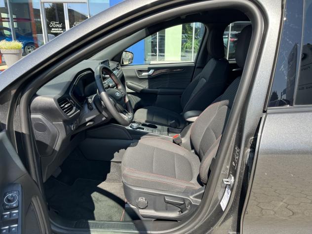 Ford Kuga 2.0 EcoBlue 120CV 2WD ST-Line Auto - Foto 7