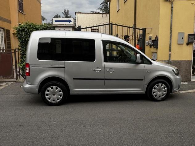 Volkswagen Caddy 1.6 TDI 102 CV 5porte FINANZIABILE - Foto 9