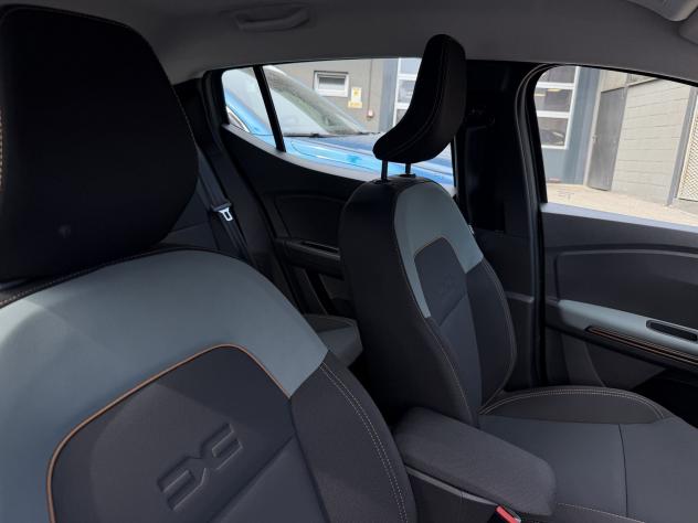 Dacia Sandero AUTO AZIENDALE - 1.2 ECO-G 120 STEPWAY EXTREME CAMBIO AUTOMATICO - Foto 9