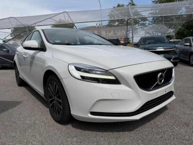 VOLVO V40 D2 Momentum Navi Led rif. 23779373