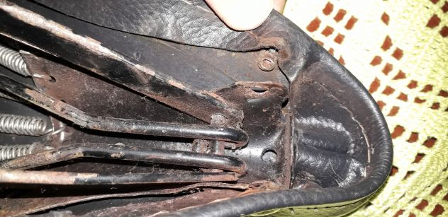 Vendo sella nera per bici da passeggio modello anni 2000/05,universale - Foto 6