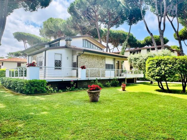 Villa in vendita a Lido di Camaiore - Camaiore 250 mq Rif: 1359555 - Foto 2