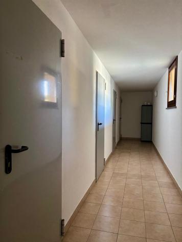 Vendesi per investimento appartamento mq. 90 con garage doppio - Foto 16