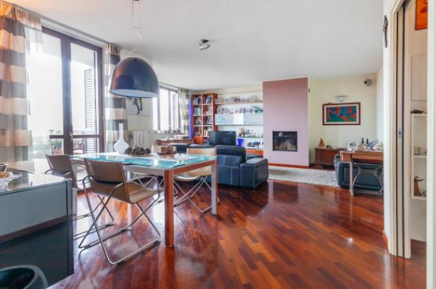 Attico / Mansarda di 164 m² con 5 locali e box auto doppio in vendita a Peschiera Borromeo - Foto 8